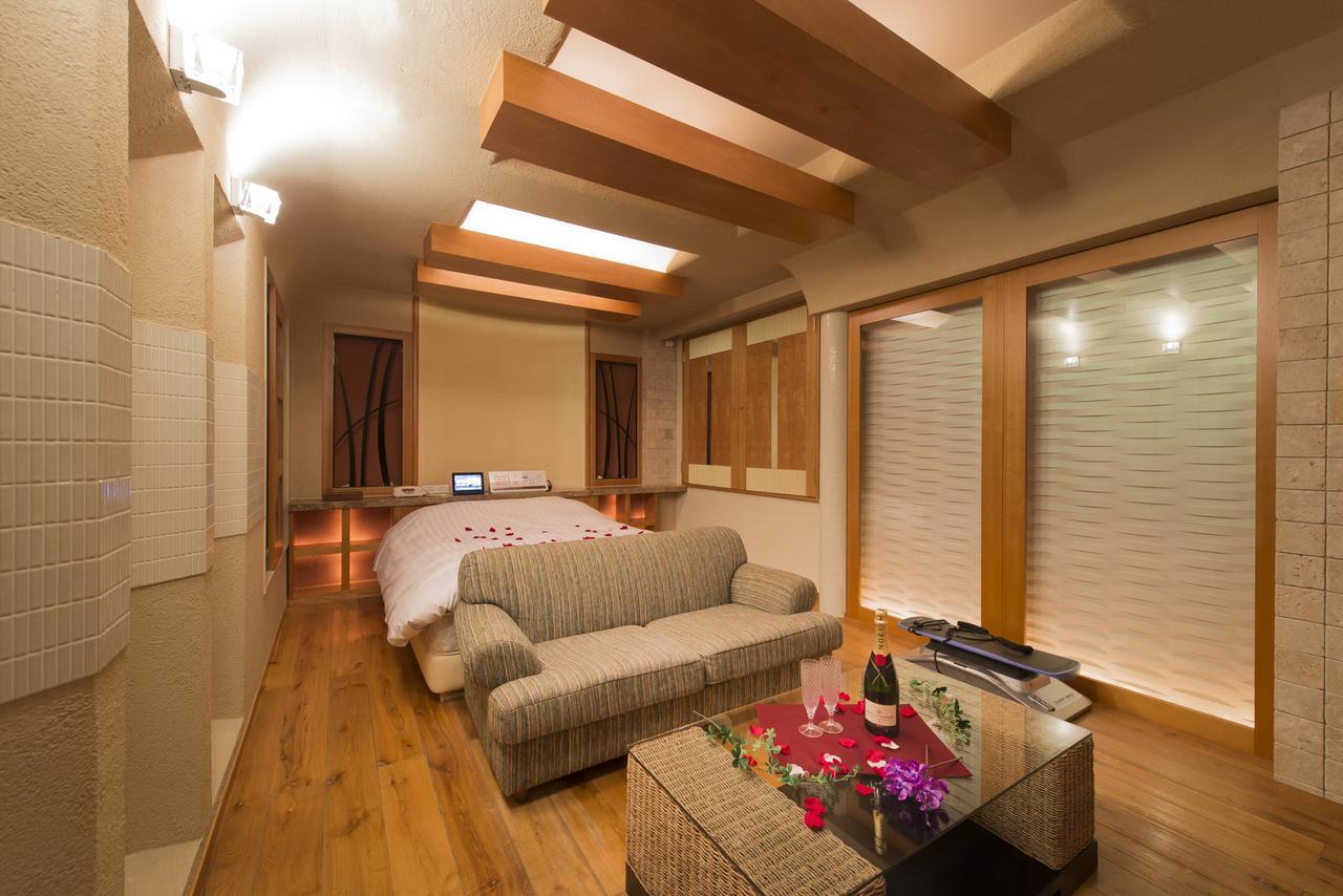 Hotel Chateau Briant (Adults Only) Saitama Exterior foto